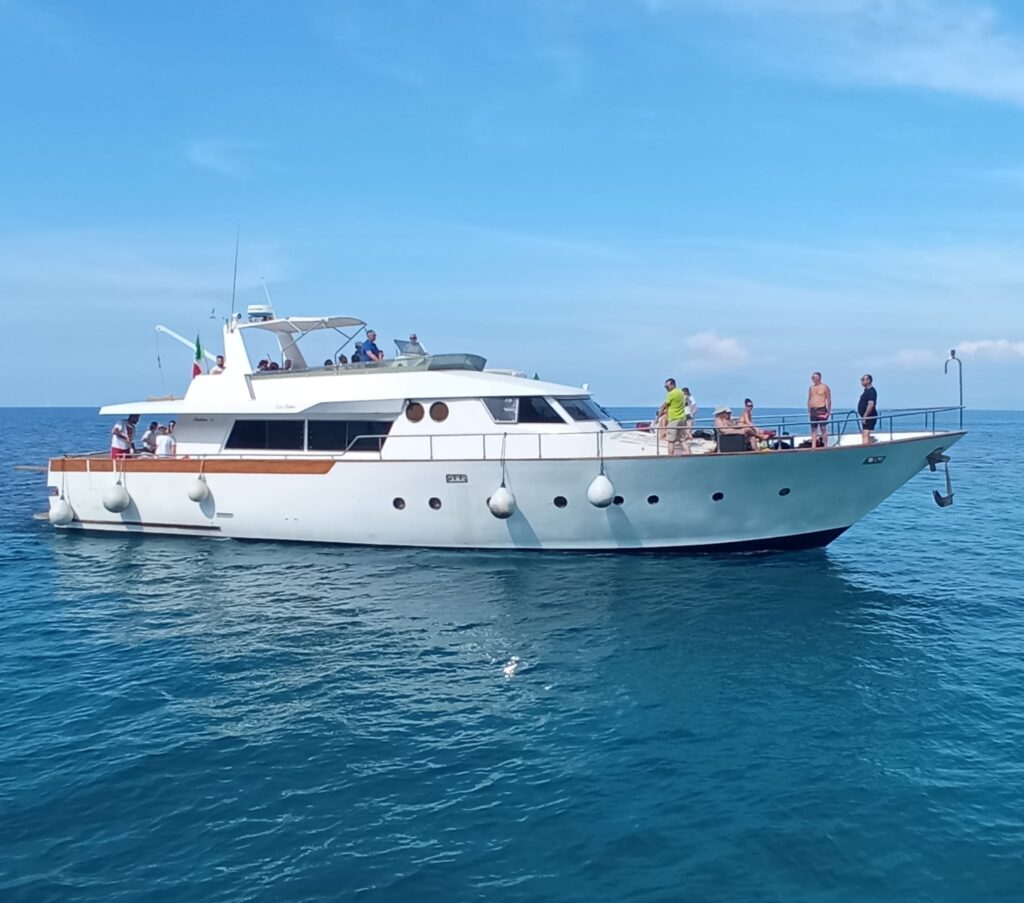 Egadi in Yacht